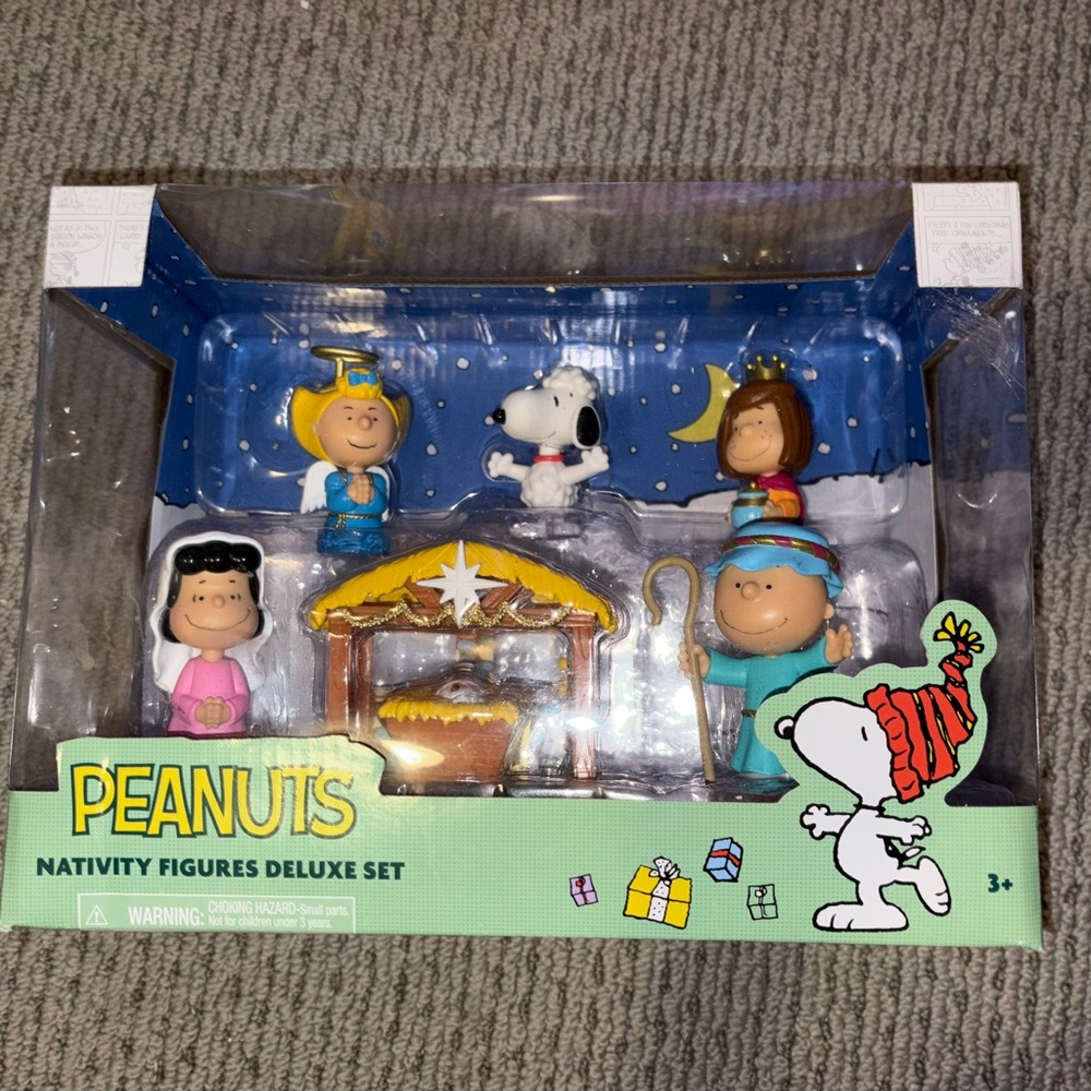 Peanuts Nativity Figures Set - Blue, Yellow, Brown